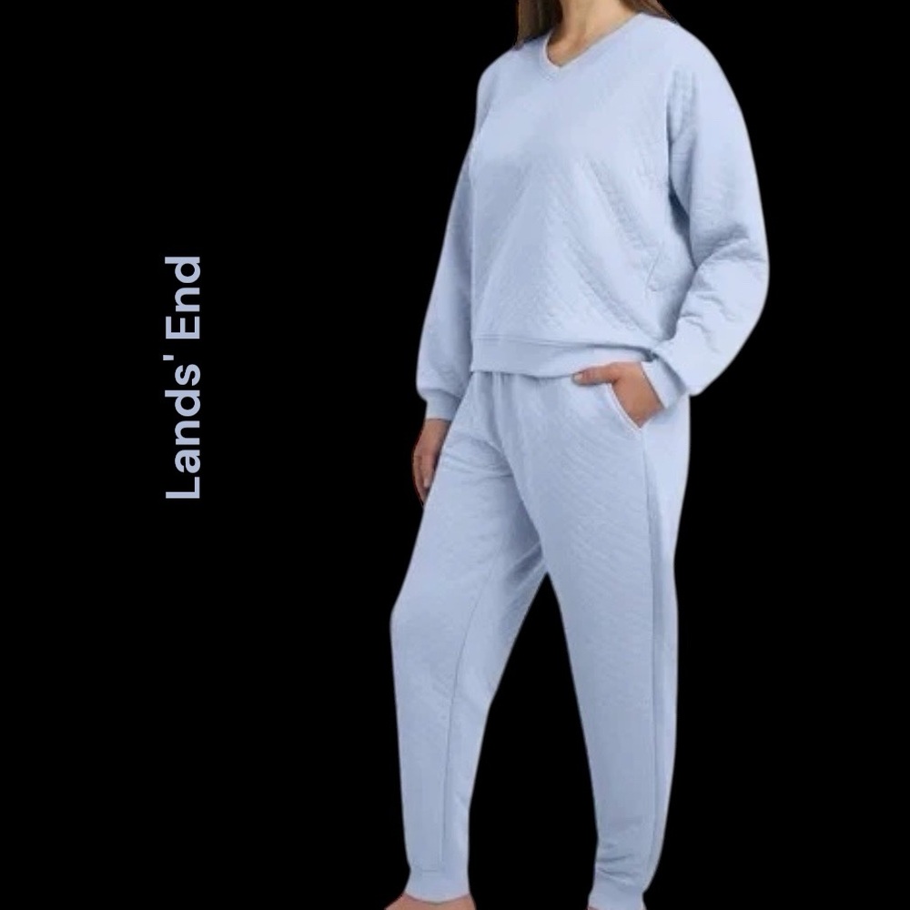 Lands' End Women's Quilted 2-piece
Lounge Set Size M   B-28